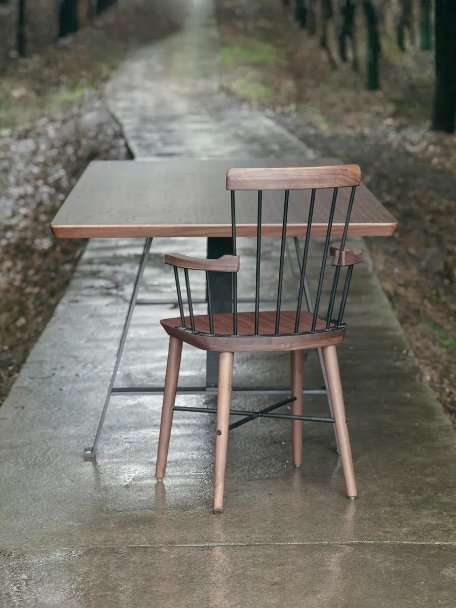 Exchange Highback Chair, walnut fra Stellar Works