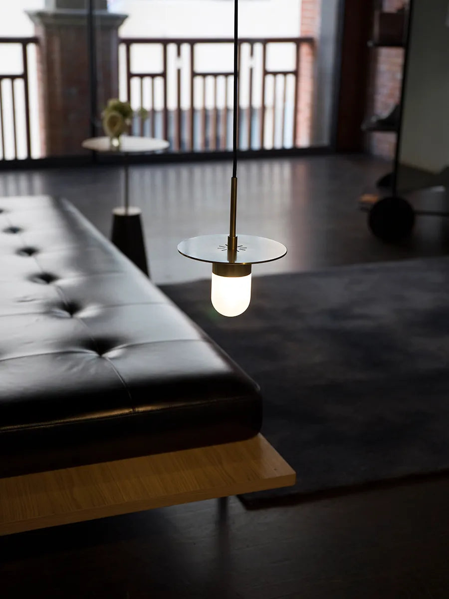 Everyday Pendant, brass fra Stellar Works