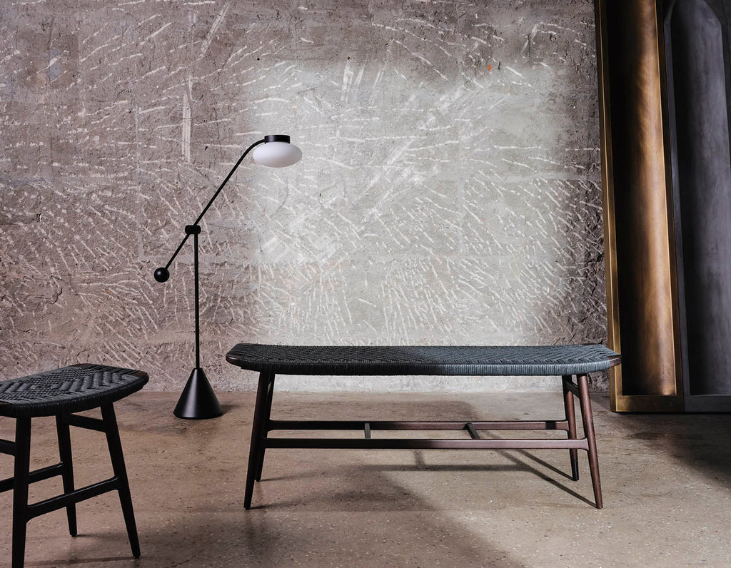 Freja bænk, valnød/sort flet fra Stellar Works