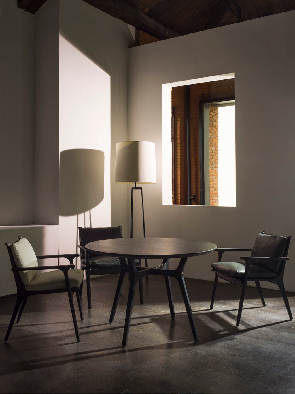 Rén spisebord Ø110, eg fra Stellar Works