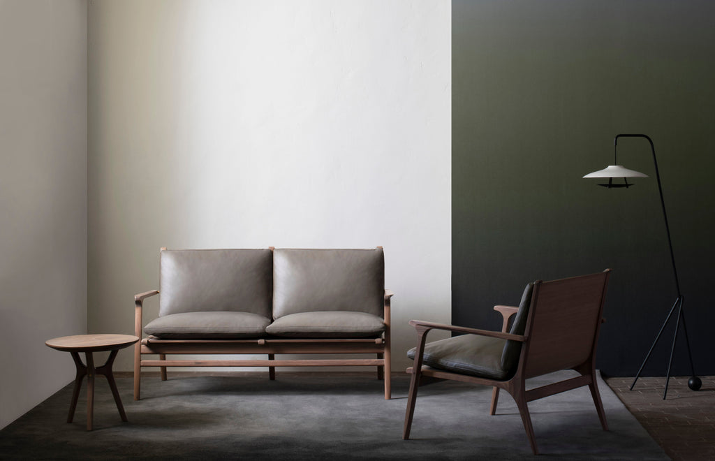 Rén Lounge sofa 2. pers natur eg, sort læder fra Stellar Works
